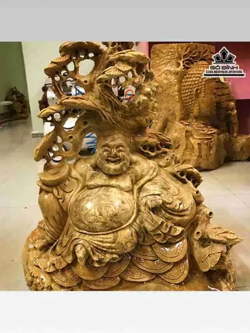 Phật Di Lặc Ngồi Gốc Tùng Gỗ Nu Nghiến Cao 55 Rộng 48 Dày 18 (cm ...