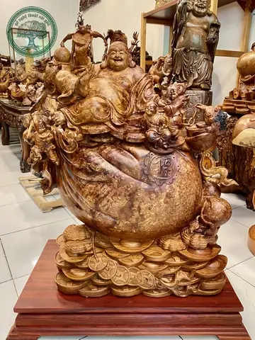 Tượng Phật Di Lặc Bằng Gỗ