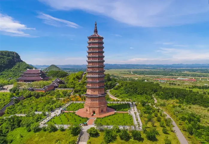 Những Cái "nhất" Chỉ Có Ở Chùa Bái Đính, Ninh Bình