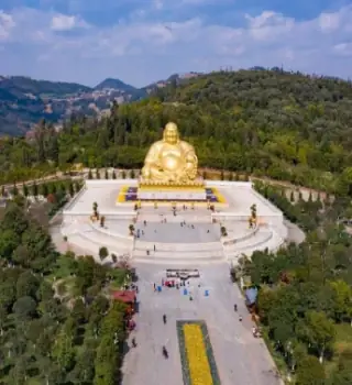Tượng Phật Di Lặc Ngồi Lớn Nhất Thế Giới Ở Tỉnh Vân Nam