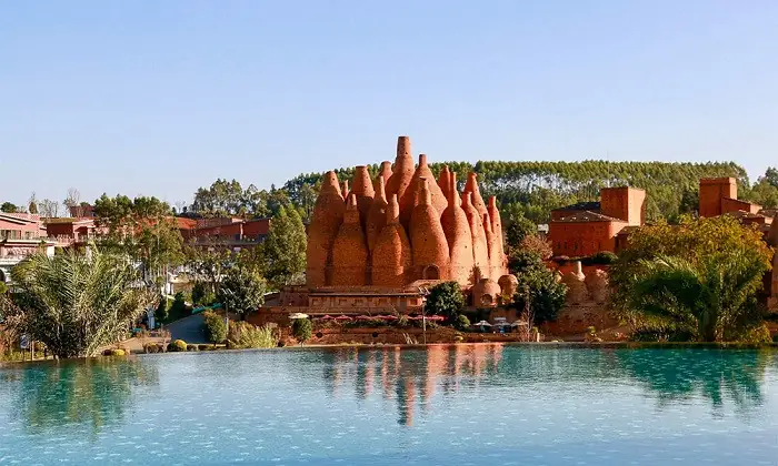 Lặc Trung Quốc - Thành Phố “non Nước Hữu Tình” Giữa Lòng Vân ...