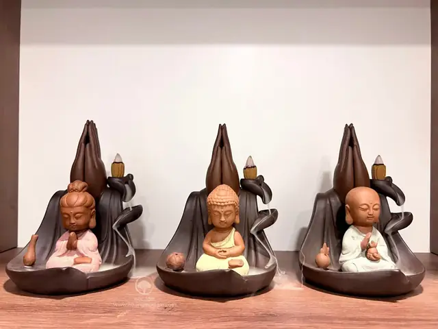 Thác Khói Đốt Trầm Hươnglà Gì?