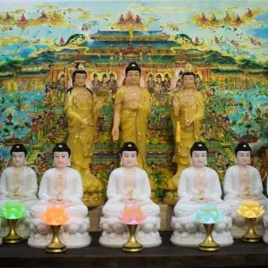 Tượng Phật Dược Sư