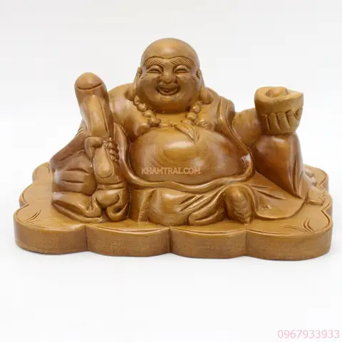 Tượng Di Lặc Gỗ Ngọc Am Hà Giang Để Ô Tô, Phòng Làm Việc