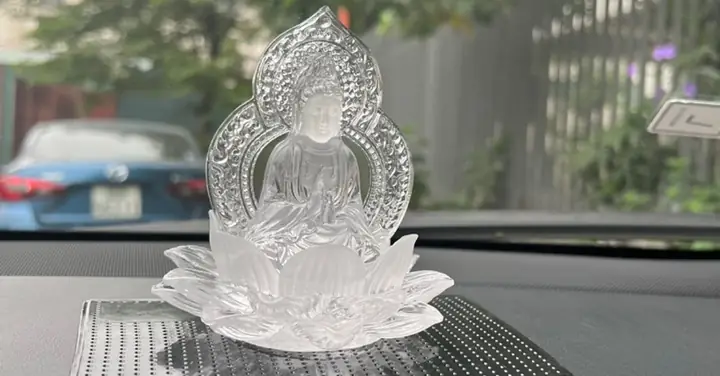 Có Nên Tặng Tượng Phật Không?