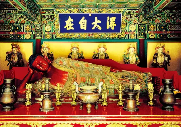 Kiến Trúc Và Các Công Trình Trong Đền Wofo