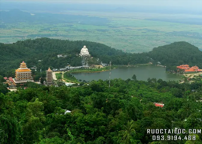 Tượng Phật Núi Cấm Lớn Nhất Châu Á