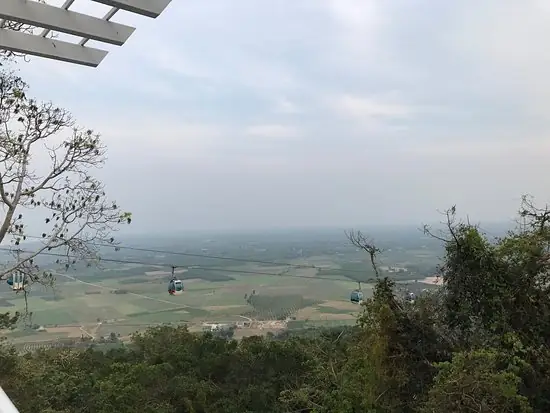 Tượng Phật Nằm Thiền Trên Cao, Gần Điện Bà, Núi Bà Đen. - Ảnh Của ...