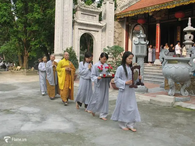 Các Hoạt Động Phật Sự Tại Chùa Hoằng Pháp