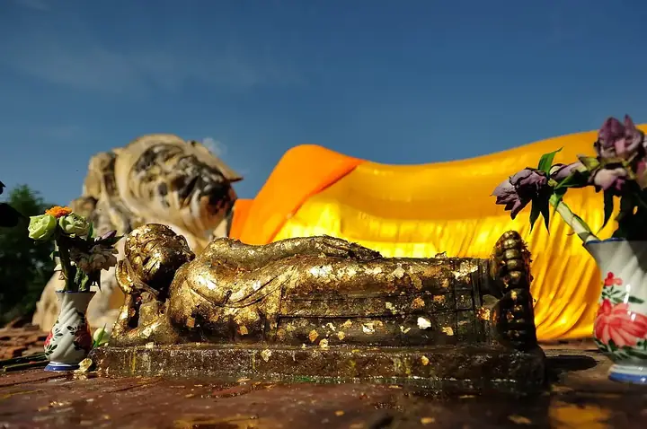 Wat Lokkayasutha - Tượng Phật Nằm Khổng Lồ Ở Thái Lan Hot Nhất ...