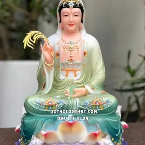 Tượng Quan Âm Bồ Tát Xanh Ngọc Bích Đế Sen Sóng Nước