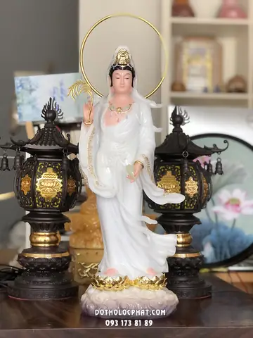Tượng Phật Quan Âm Đứng Áo Trắng Hào Quang Vòng Qabt-068