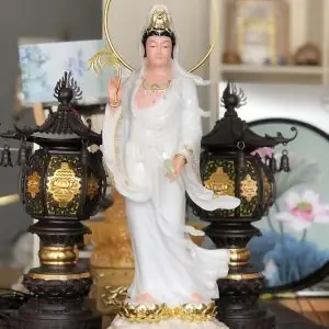 Tượng Phật Quan Âm Đứng Áo Trắng Hào Quang Vòng Qabt-068