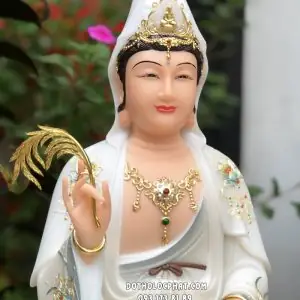 Tượng Quan Âm Bồ Tát Áo Trắng Họa Tiết Hoa Sen Đế Non Nước
