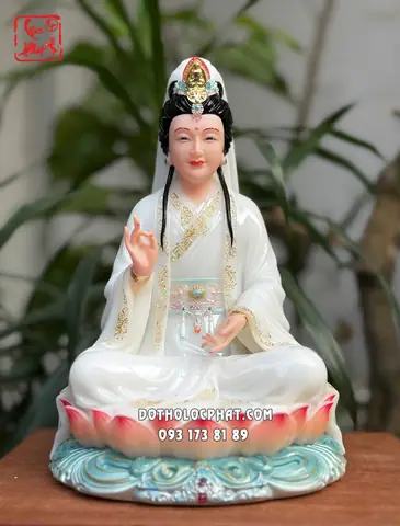 Tượng Quan Âm Bồ Tát Áo Trắng Viền Vàng Ngồi Đài Sen