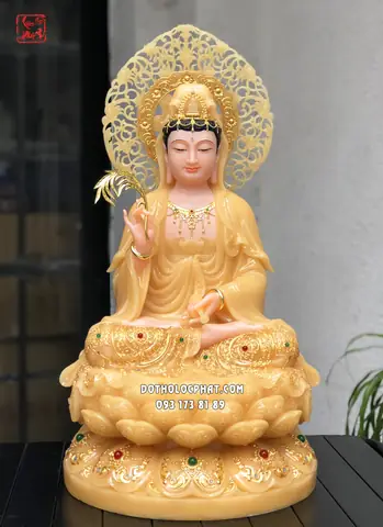 Tượng Quan Âm Bồ Tát Thạch Anh Viền Vàng Nạm Ngọc Hào Quang Lá Đề