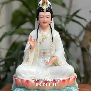 Tượng Quan Âm Bồ Tát Áo Trắng Viền Vàng Ngồi Đài Sen