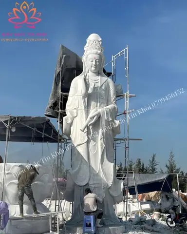 Mẫu Tượng Bồ Tát Quan Âm Bằng Đá