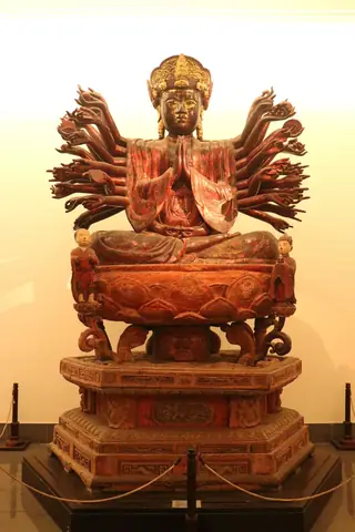 Tượng Phật Quan Âm Nam Hải