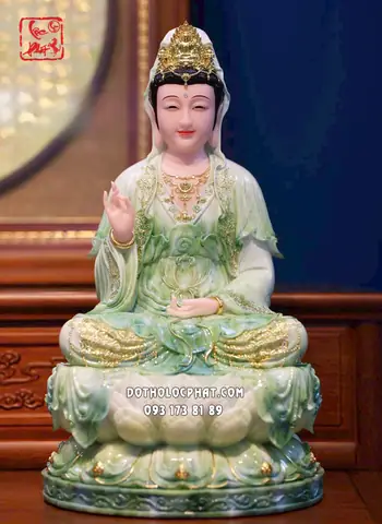 18. Tượng Quan Âm Bồ Tát Xanh Sơn Thủy Viền Vàng Qabt-148
