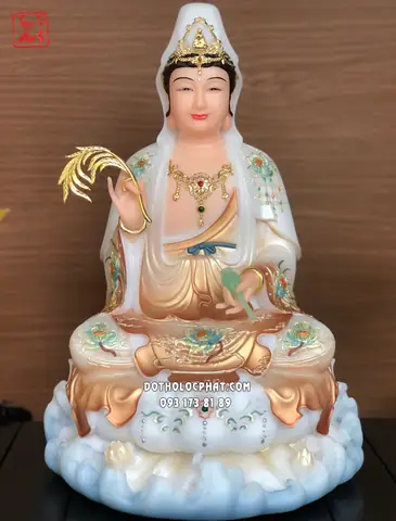 10. Tượng Quan Âm Bồ Tát Áo Nâu Hoa Sen Đế Non Nước Qabt-127