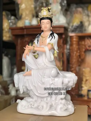 82. Tượng Quan Âm Tự Tại Y Trắng Ngồi Non Nước Qabt-080