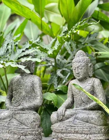 Tượng Phật Đá