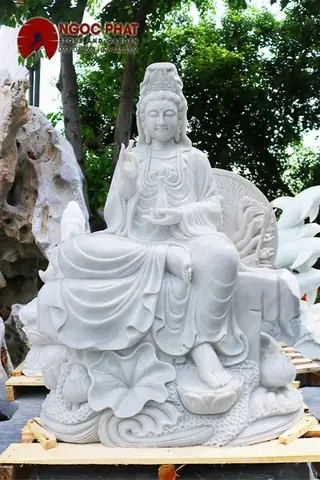 Tượng Phật Quan Âm Tự Tại Bồ Tát Đá Cảnh Sân Vườn Ngọc Phát