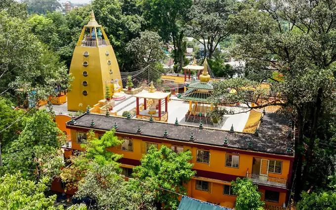 Chùa Tây Tạng Có Bức Tượng Phật Bằng Tóc Người Lớn Nhất Việt Nam