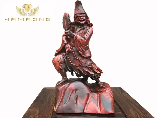 Ý Nghĩa Tượng Tế Công Và Cách Bài Trí Tượng Tế Công