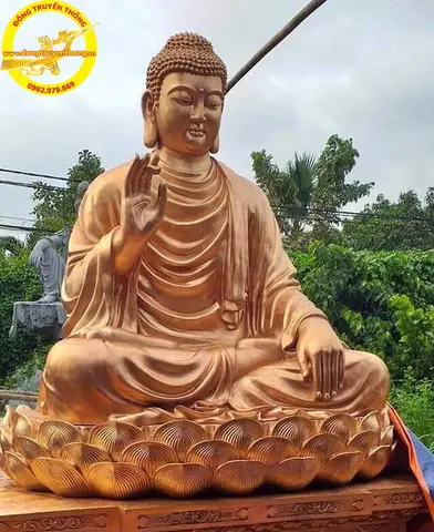 Mô Tả Chi Tiết Quá Trình Đúc Tượng Phật Thích Ca 3m5