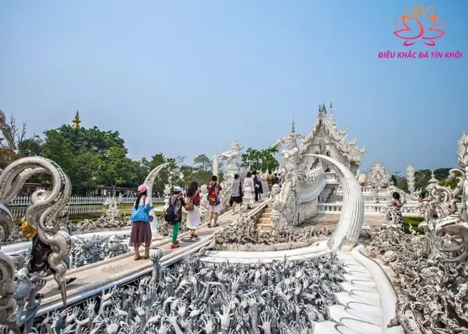 Tượng Phật Thích Ca Thái Lan Của Chùa Wat Rong Khun