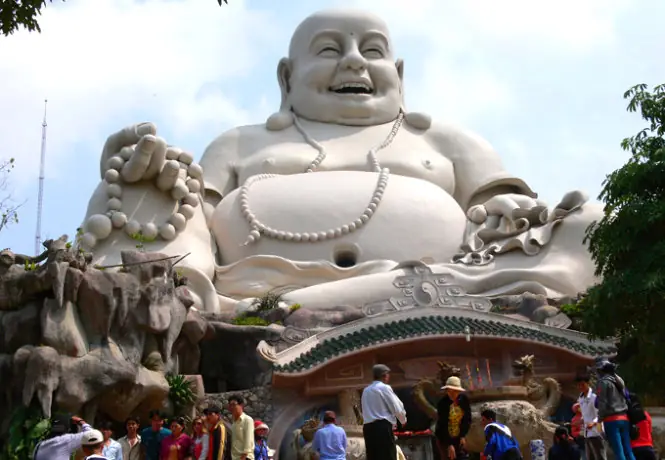 Tượng Phật Tổ Di Lặc: Ý Nghĩa, Hình Tượng Và Vị Trí Trong Đời Sống Tín Ngưỡng