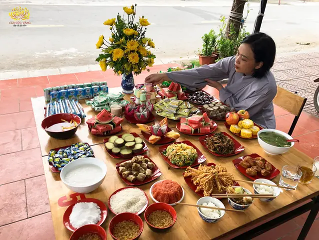 Mâm Cúng Chúng Sinh Rằm Tháng 7 (cúng Thí Thực Cô Hồn)