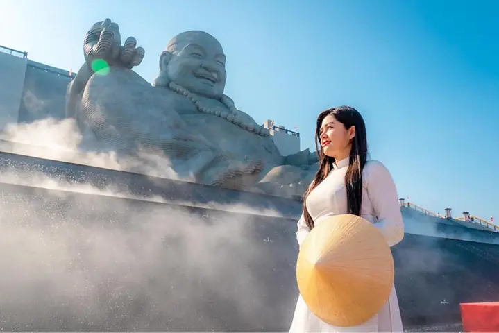 Mẫu Văn Khấn Phật Di Lặc – Vị Bồ Tát An Lạc, Viên Mãn, Hoan Hỷ