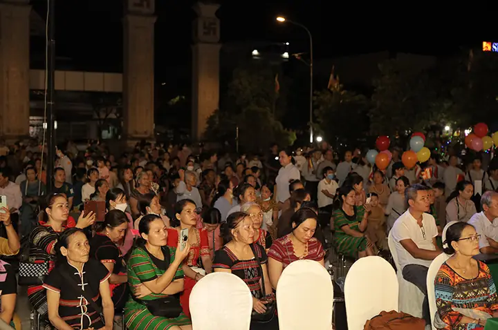 Văn Nghệ Phật Đản