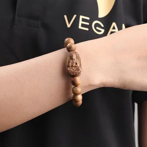 Chi Tiết Vòng Tay Trầm Hương Thuần Chay