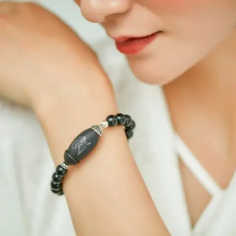 Vòng Tay Phật Dược Sư - Bảo Hộ Thân Tâm, Món Quà Từ Dãy ...