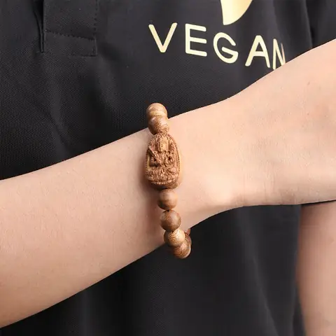 Chi Tiết Vòng Tay Trầm Hương Thuần Chay