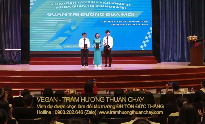 Chi Tiết Vòng Tay Trầm Hương Thuần Chay