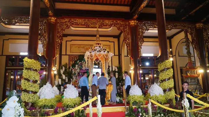 Trang Nghiêm, Thanh Tịnh Dưới Chân Núi Ngũ Hành Sơn