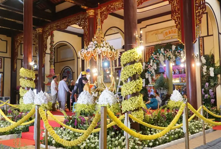 Trang Nghiêm, Thanh Tịnh Dưới Chân Núi Ngũ Hành Sơn