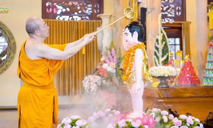 Nguồn Gốc Và Ý Nghĩa Lễ Tắm Phật