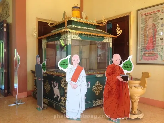 Triển Lãm Y Phục Tu Sĩ Phật Giáo Nam Tông, Bắc Tông, Khất Sĩ