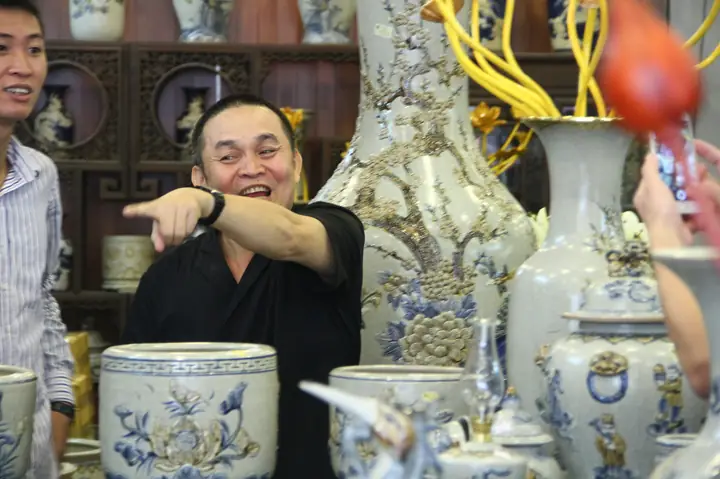 Vì Sao Trong Nhà Lại Có Bàn Thờ Gia Tiên Và Ai Là Người...