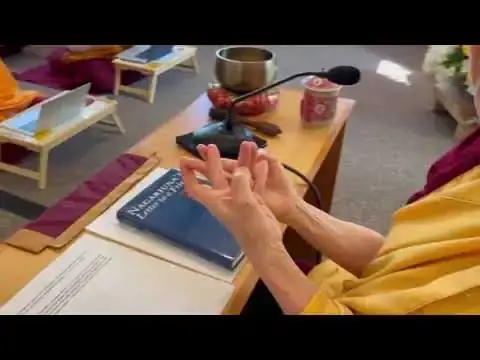 Ý Nghĩa Và Cách Sử Dụng Ấn Cúng Dường Mandala Trong Tâm Linh