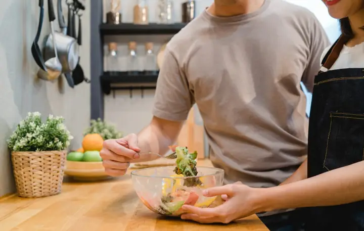 Anh Ăn Gì Cũng Được - Báo Phụ Nữ