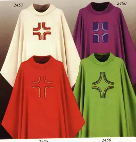 Top 7 Mẫu Áo Cúng Tế Lễ Phục Phổ Biến Cho Các Dịp Lễ Năm 2026