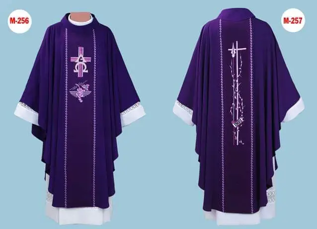 Áo Mã Cúng Thánh Mẫu: Các Loại Phổ Biến, Ý Nghĩa Và Cách Chọn Mua