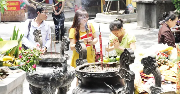 Bà Bầu Có Nên Đi Lễ Chùa?